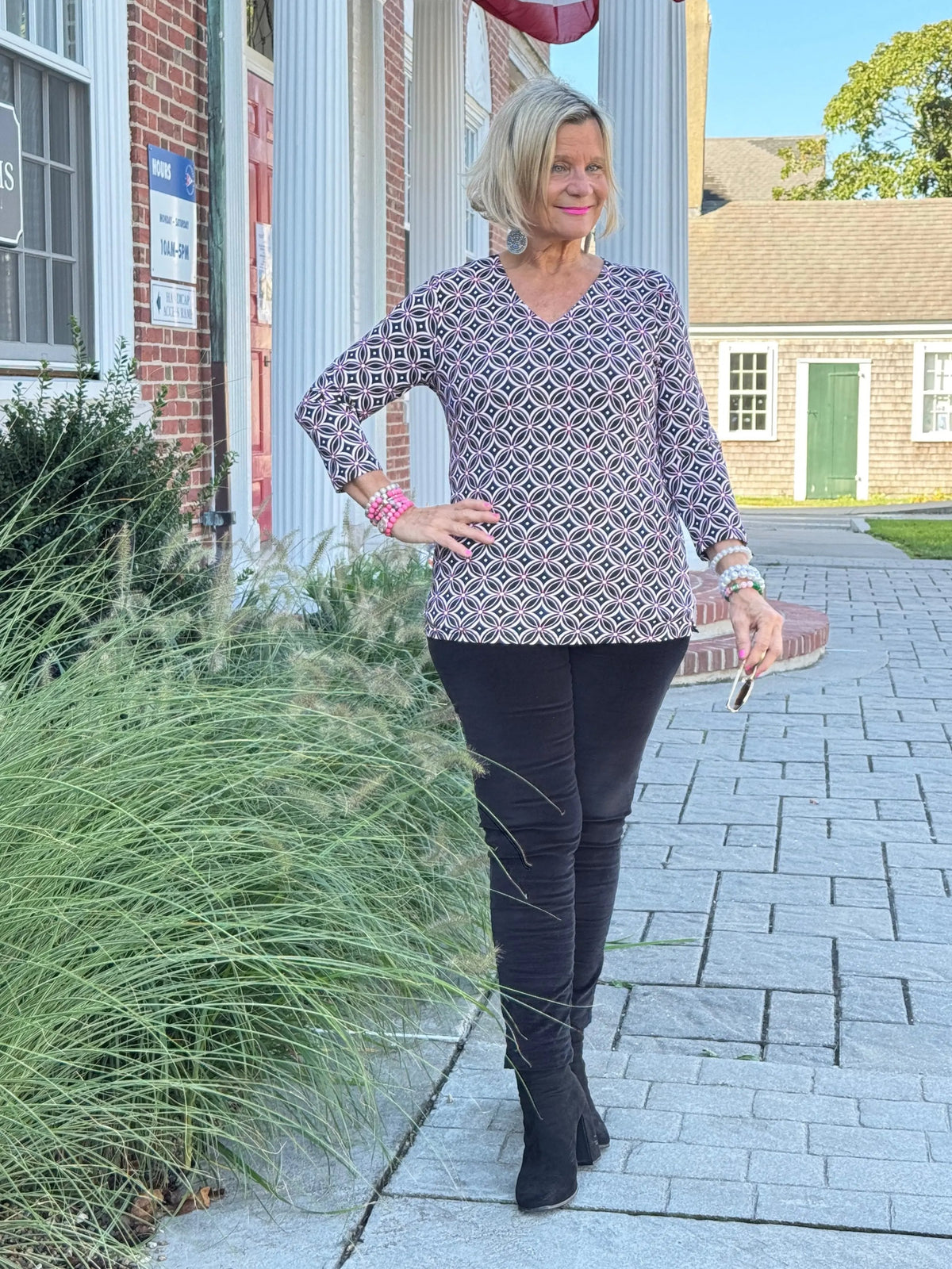 Lulu B Harbor Diamond V Neck Top