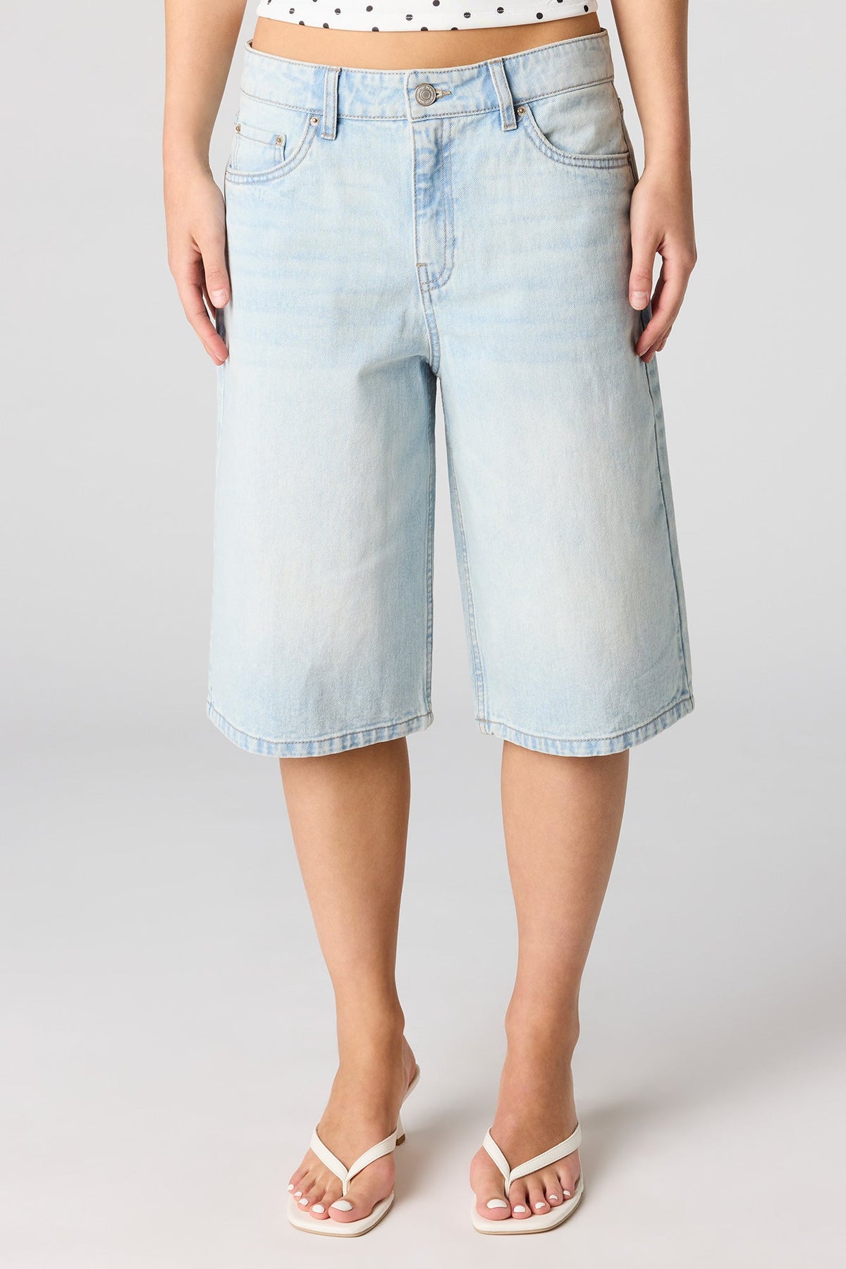 Low Rise Light Jort 13"
