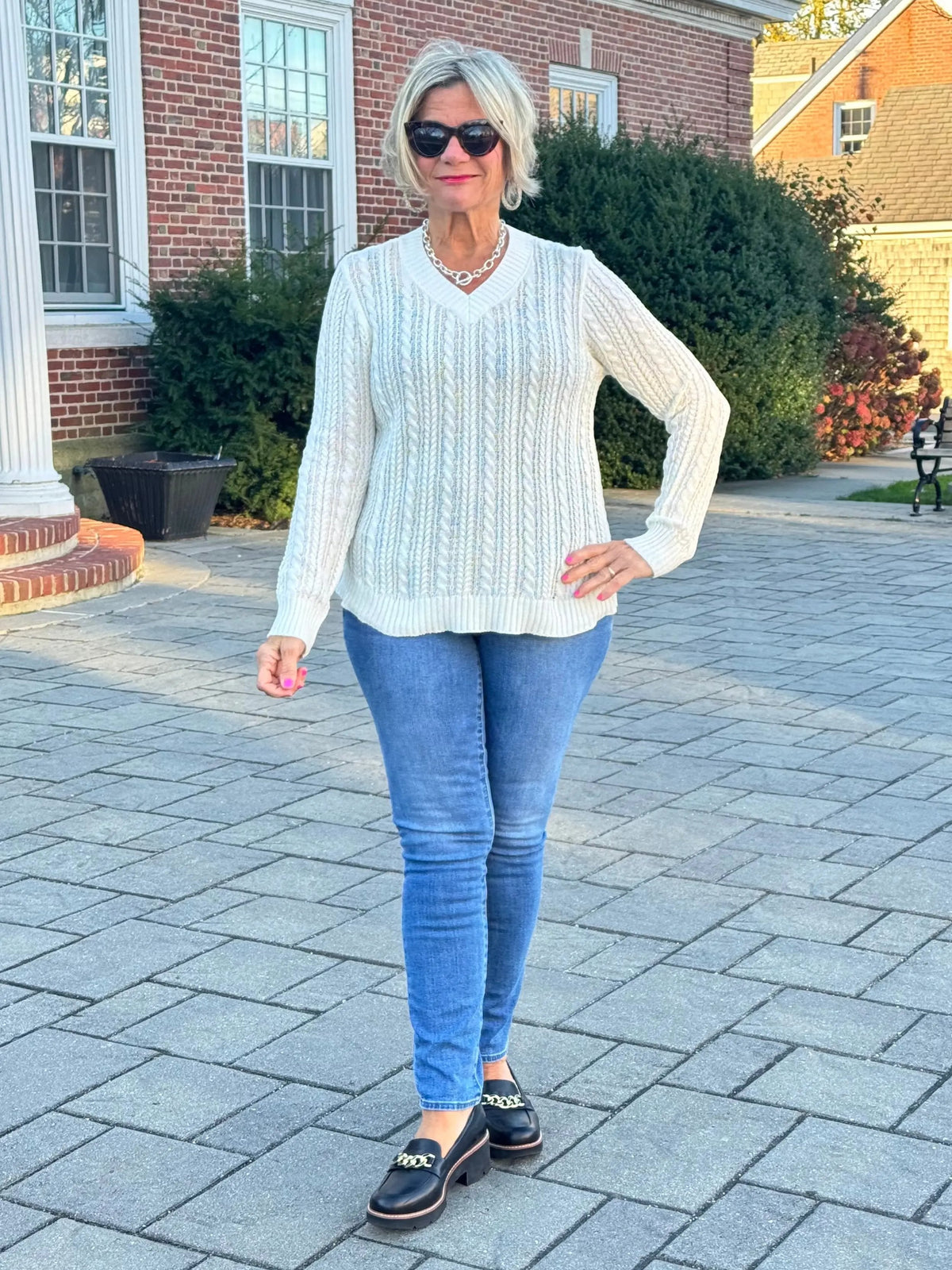 LULU-B CABLE WHITE V NECK SWEATER