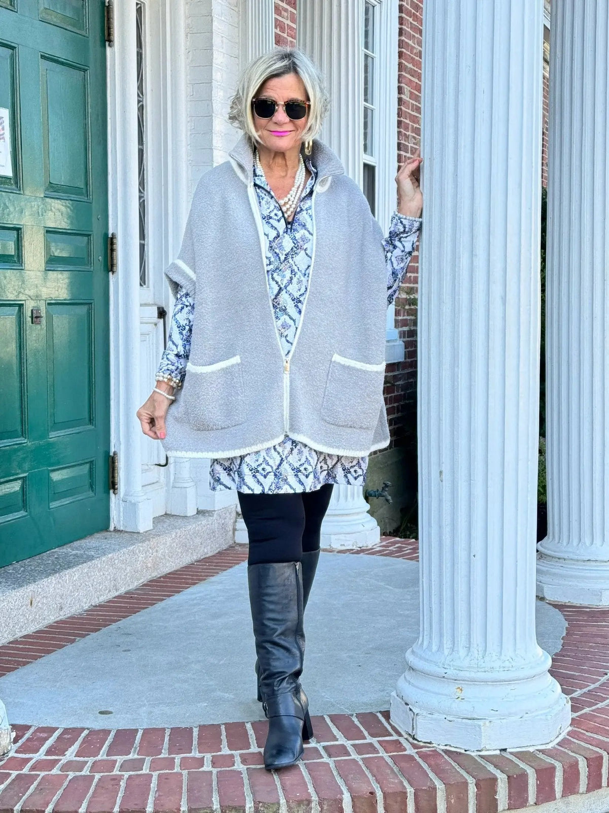 AUTUMN GRAY ZIPPER JACKET