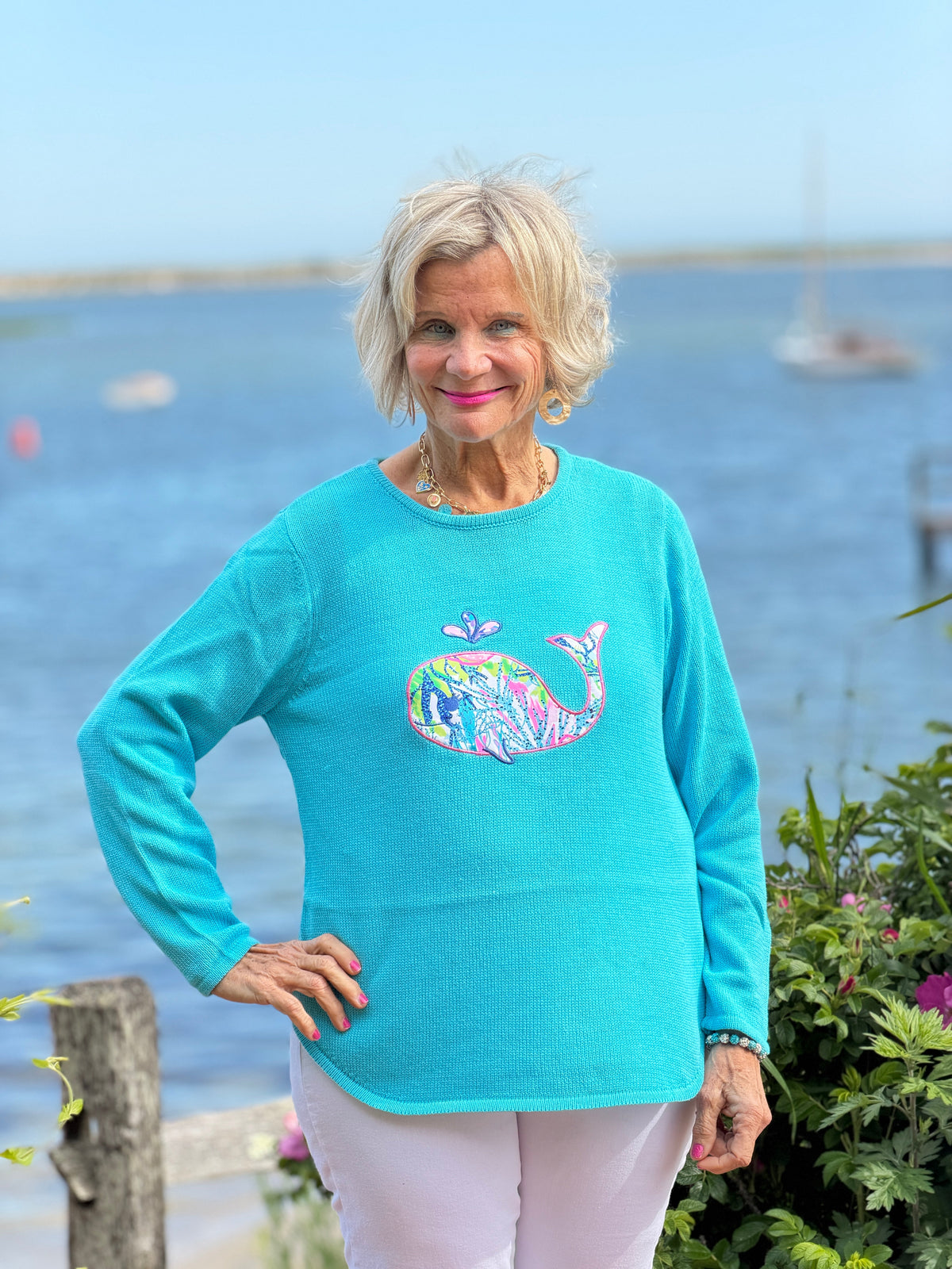 BEACH CLUB AQUA WHALE SWEATER