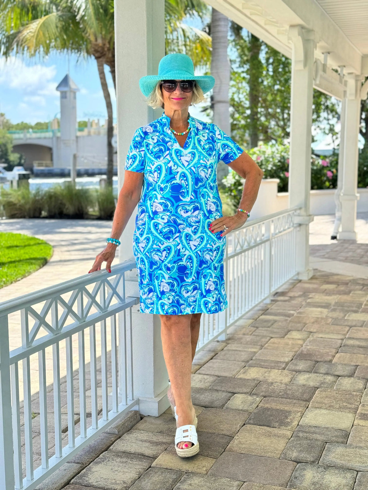 BLUE DREAMING HEARTS SHORT SLEEVE DRESS