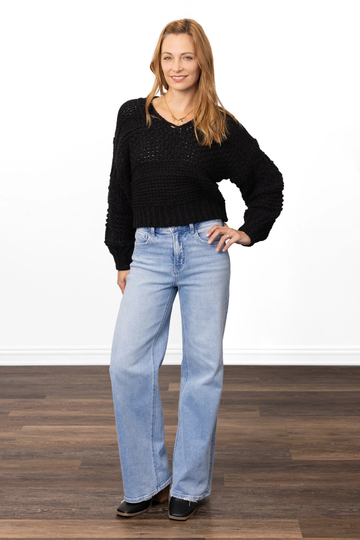 ALB Custom Women's Oversized Chunky Knit Sweater