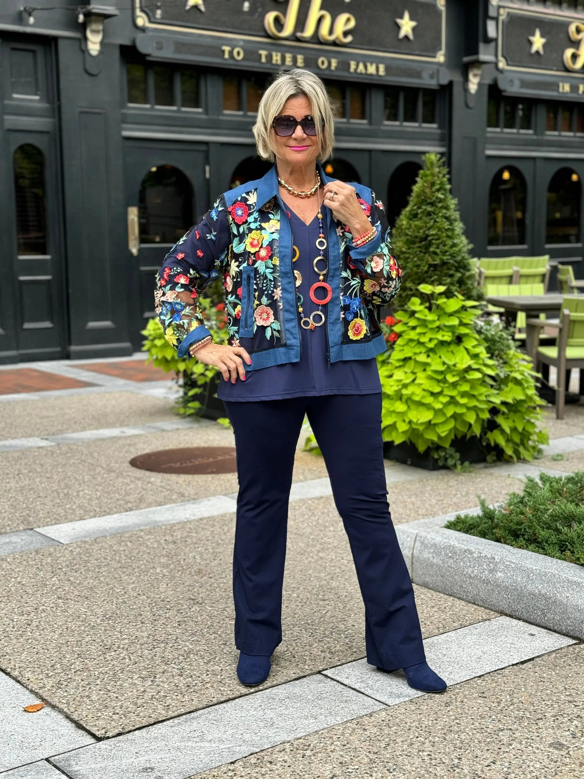AFTERNOON AT THE GARDEN LACE NAVY JACKET