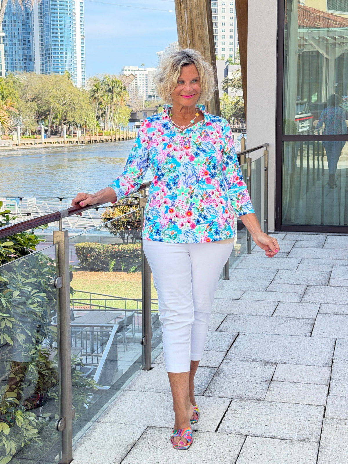 LULU B PARADISE GARDEN RUFFLE SLEEVE TOP