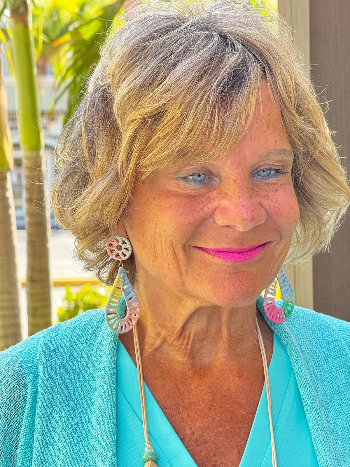 AQUA MESH RUFFLE WRAP