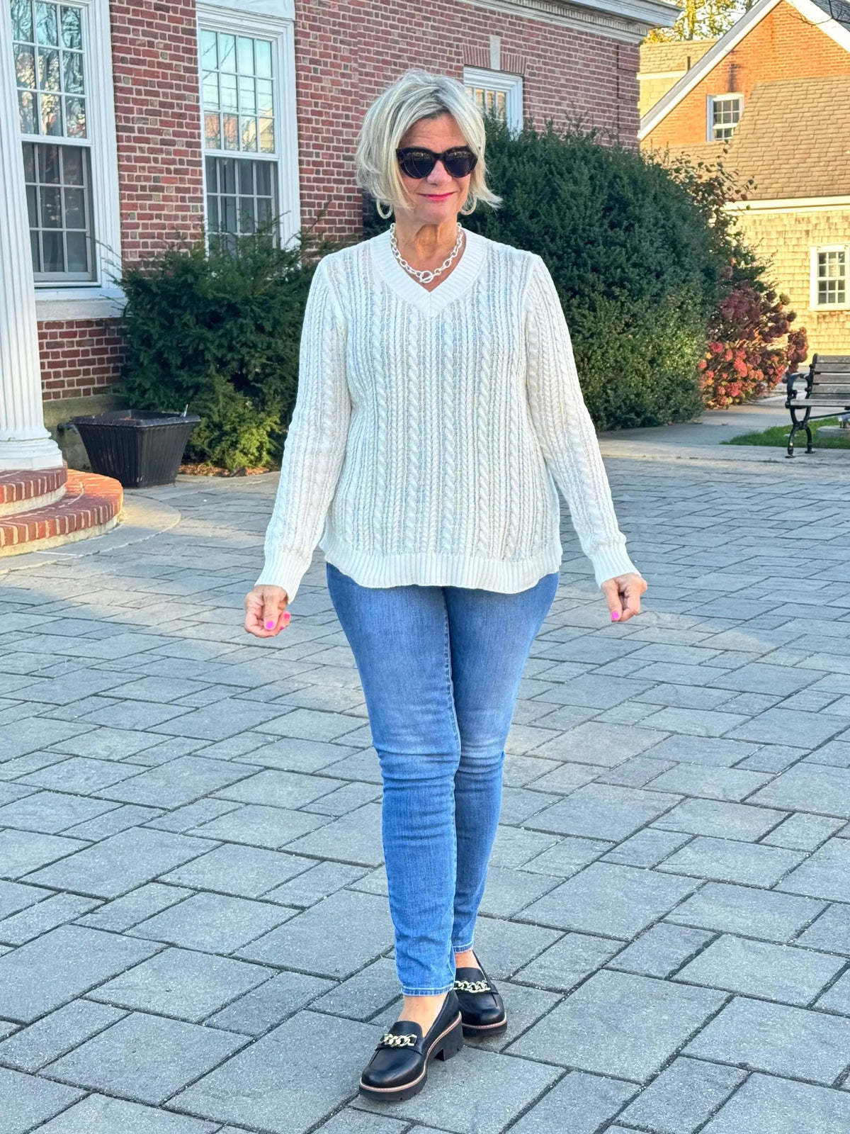 LULU-B CABLE WHITE V NECK SWEATER