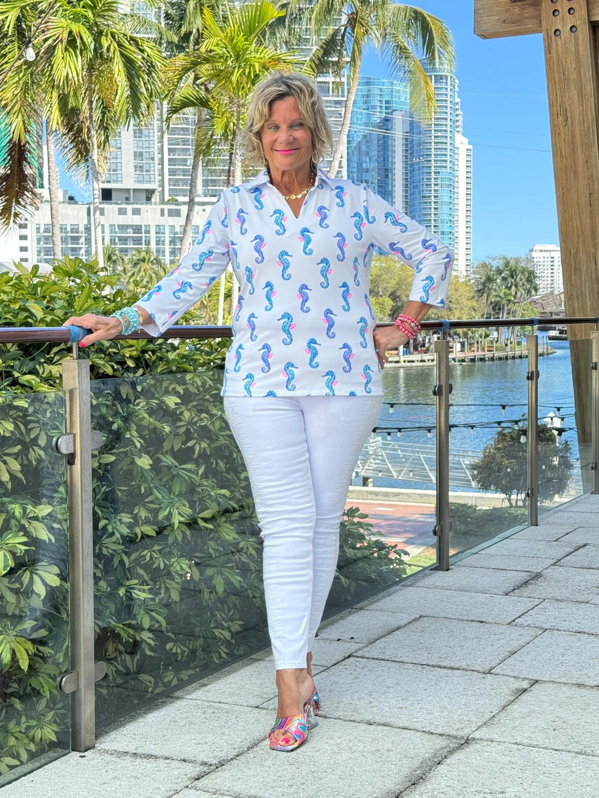 LULU B SHORELINE CHARM 3/4 SLEEVE V-NECK COLLAR SHIRT